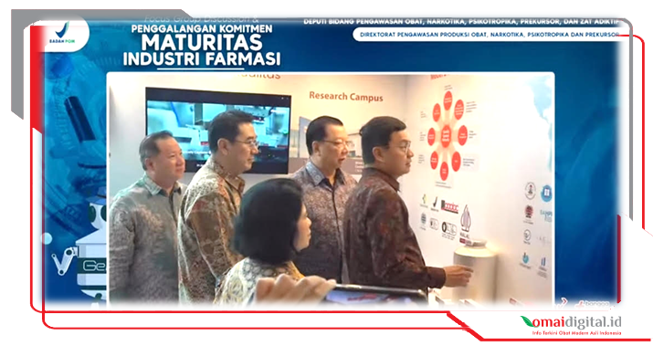 Kepala BPOM dan Ferry Soetikno 3